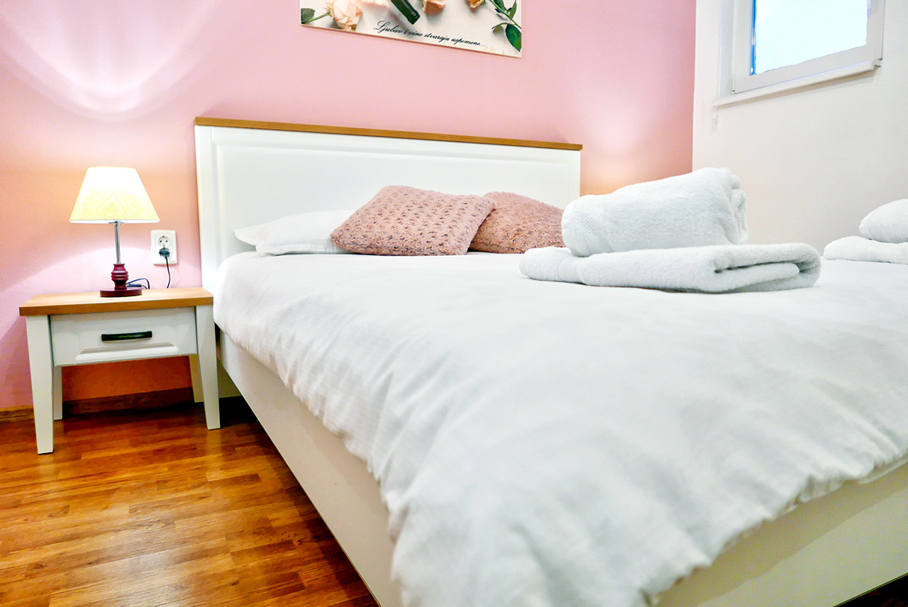 Spavaća soba - Apartman 'Rosé' ***